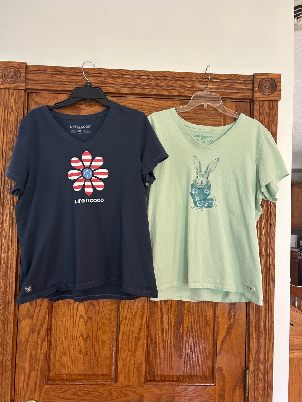2 pk Life Is Good Navy Short-Sleeve V Neck Tees Size XL